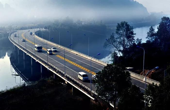 橋梁怎麽(me)體檢？“中西(xī)醫結合”了(le)解下