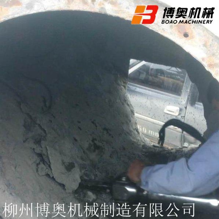 水泥罐車清(qīng)理設備液壓(ya)劈裂機