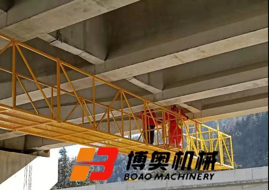 橋梁(liáng)施工吊籃設(she)備安全實惠(huì)更實用