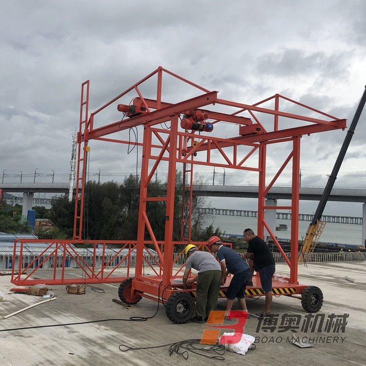 橋梁(liáng)防撞牆護欄模(mo)闆安全施工車(che)