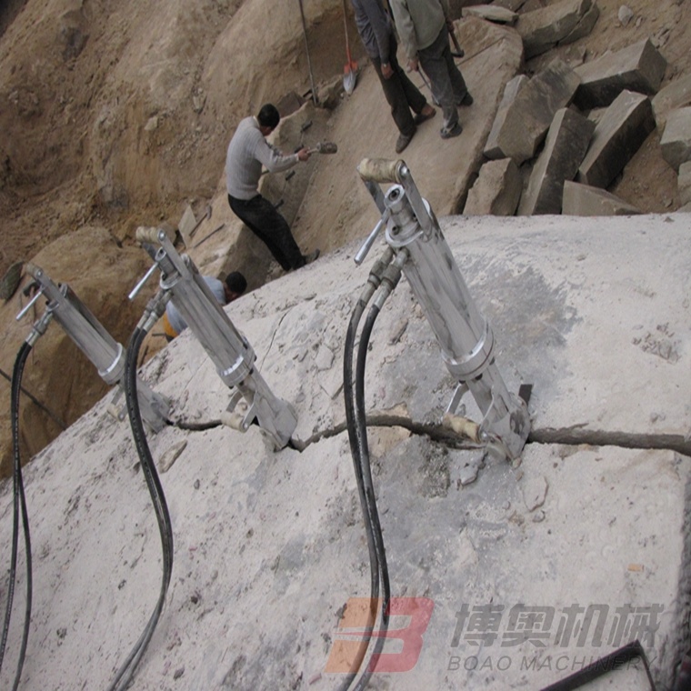 咸阳尔易金属制造集团(急速版)FL90A手動岩(yán)石劈裂(liè)機