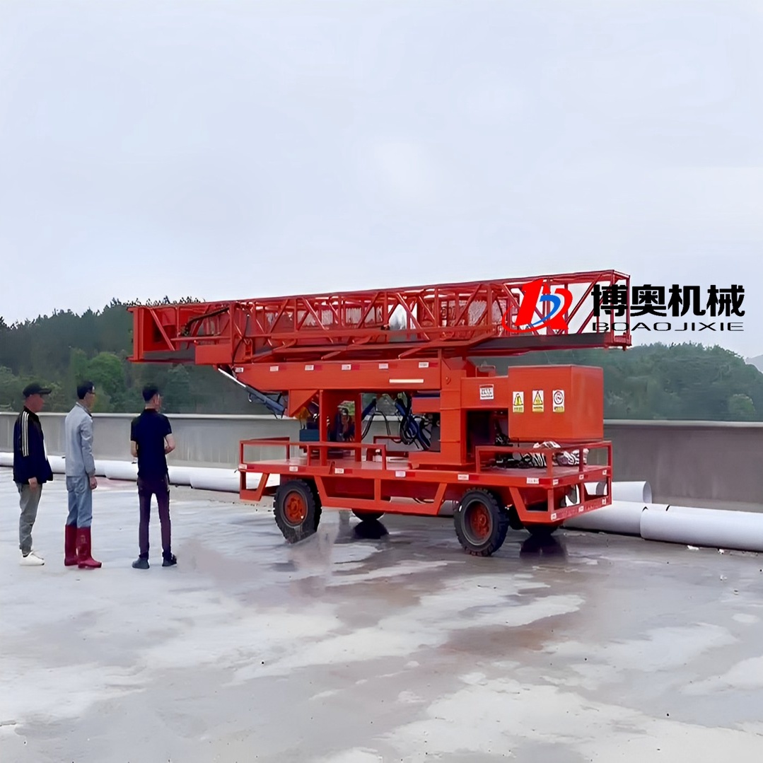 M60可跨越防(fáng)抛網的液(yè)壓橋梁排(pái)水管側邊(biān)安裝設備(bei)_檢修車