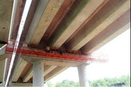 橋(qiao)梁吊籃檢修施工(gōng)
